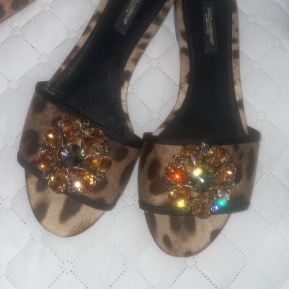 Dolce and Gabbana Slide Flat - Picture 1 of 3